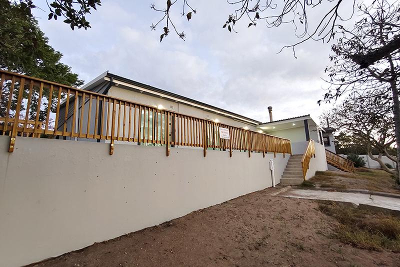 5 Bedroom Property for Sale in Fraaiuitsig Western Cape